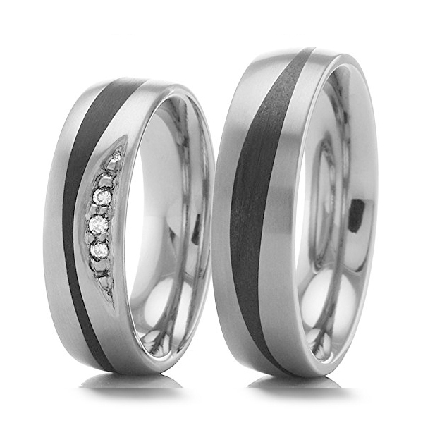 Titanium trouwringen en relatieringen met carbon en diamant